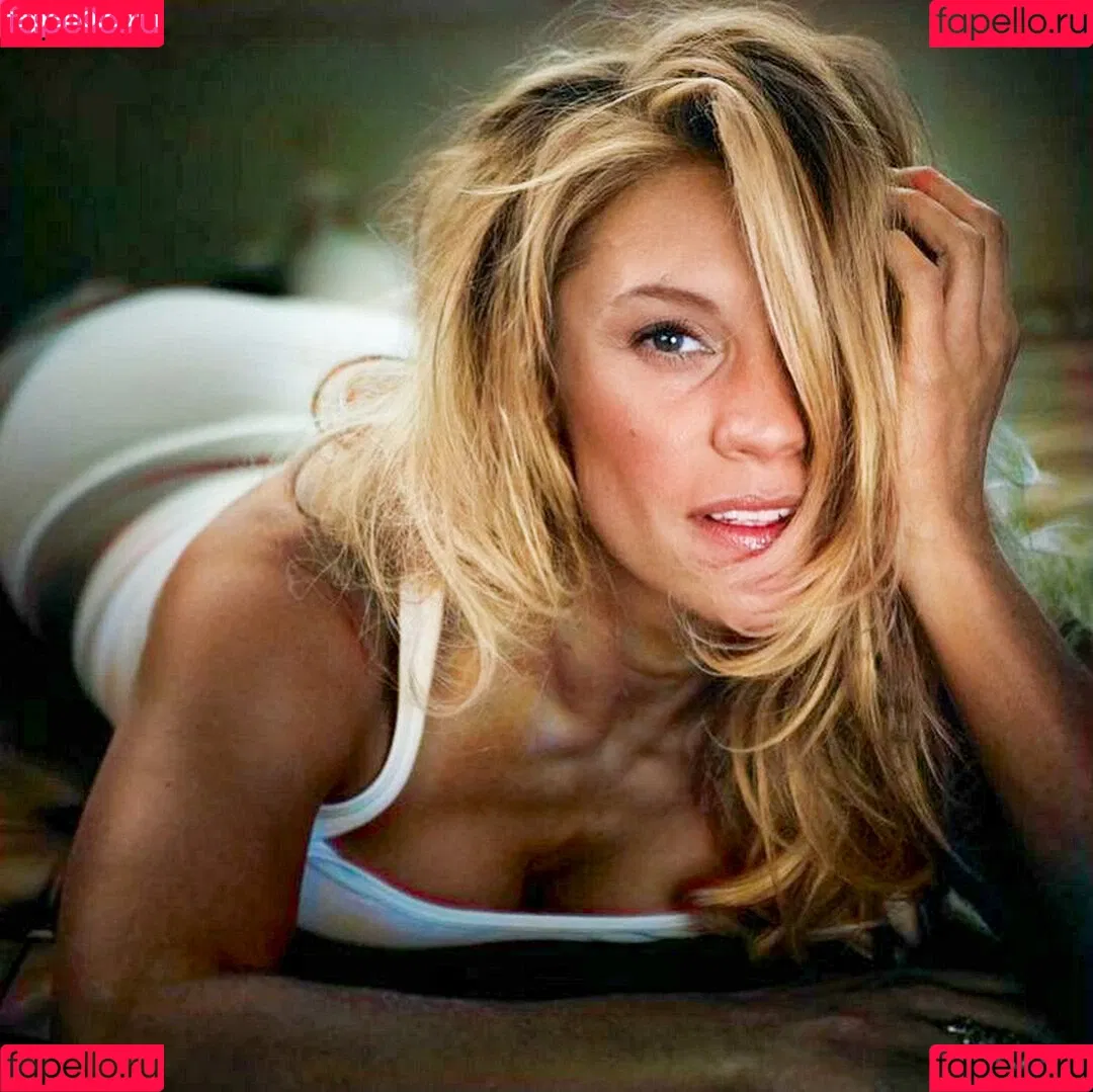 Katee Sackhoff Onlyfans Photo Gallery 