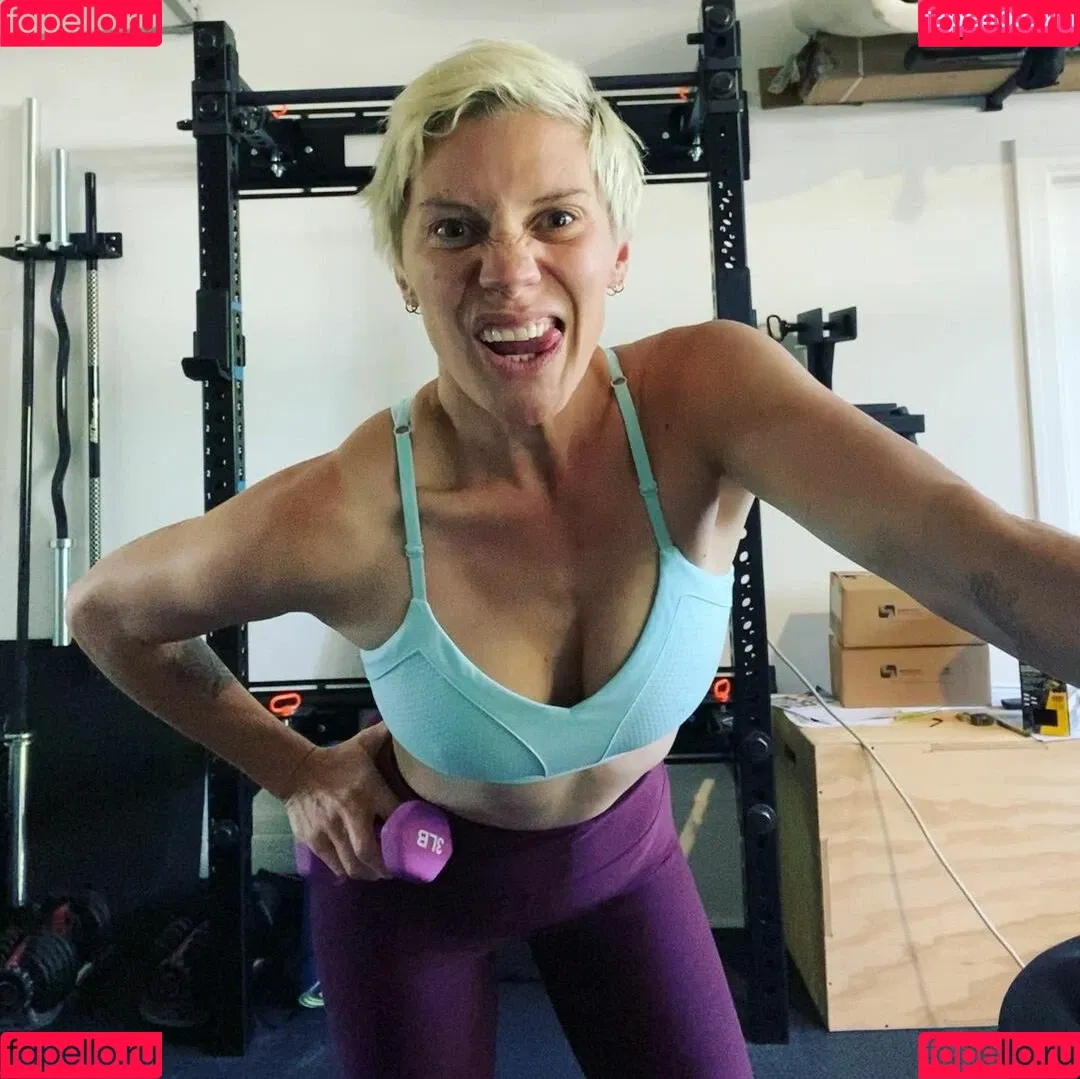 Katee Sackhoff Onlyfans Photo Gallery 