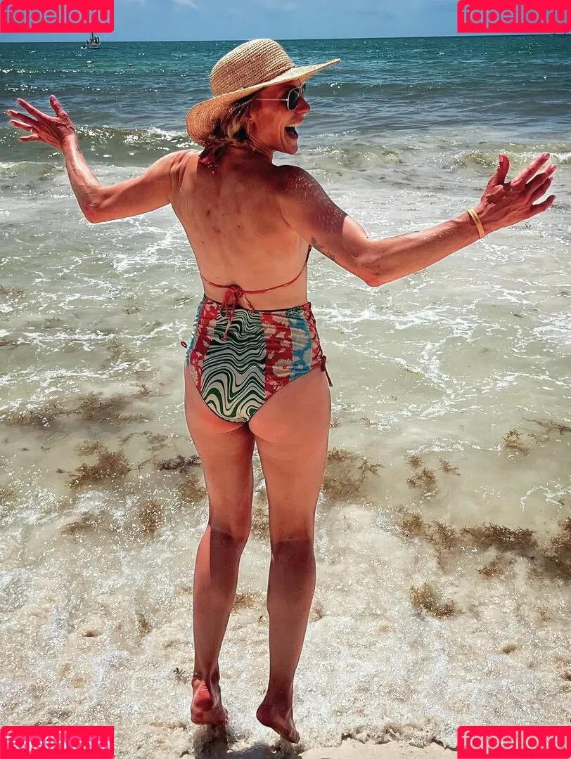 Katee Sackhoff Onlyfans Photo Gallery 