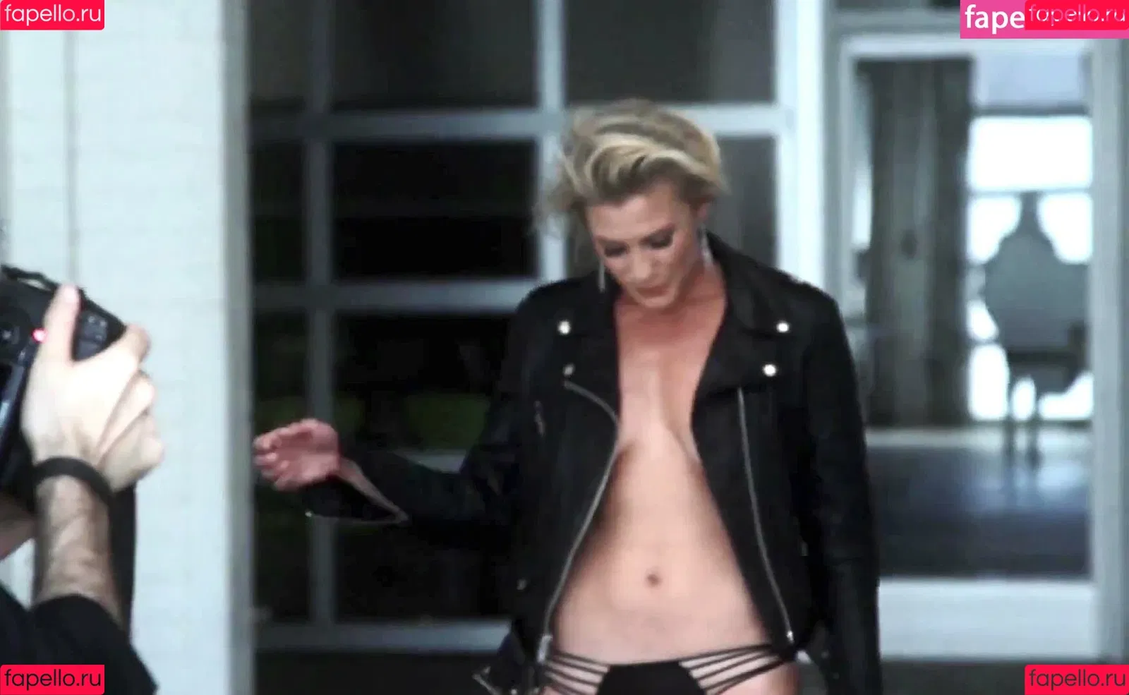 Katee Sackhoff Onlyfans Photo Gallery 