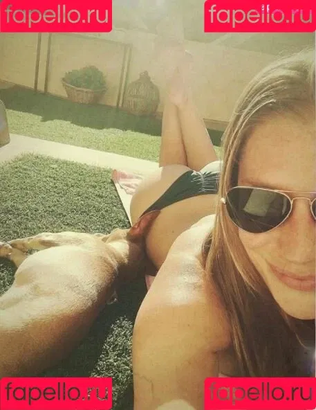 Katee Sackhoff Onlyfans Photo Gallery 