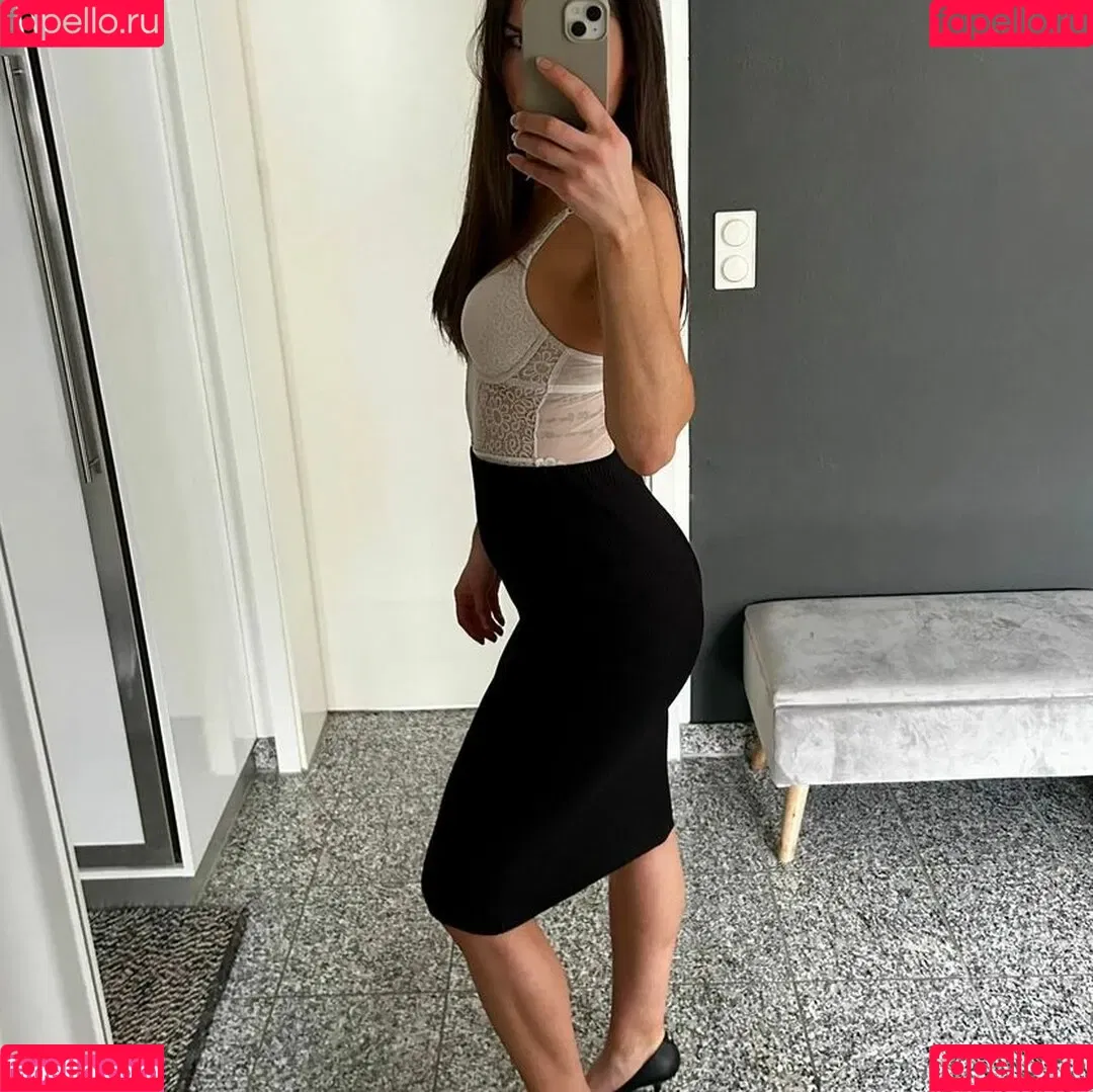 Katjuscha Onlyfans Photo Gallery 