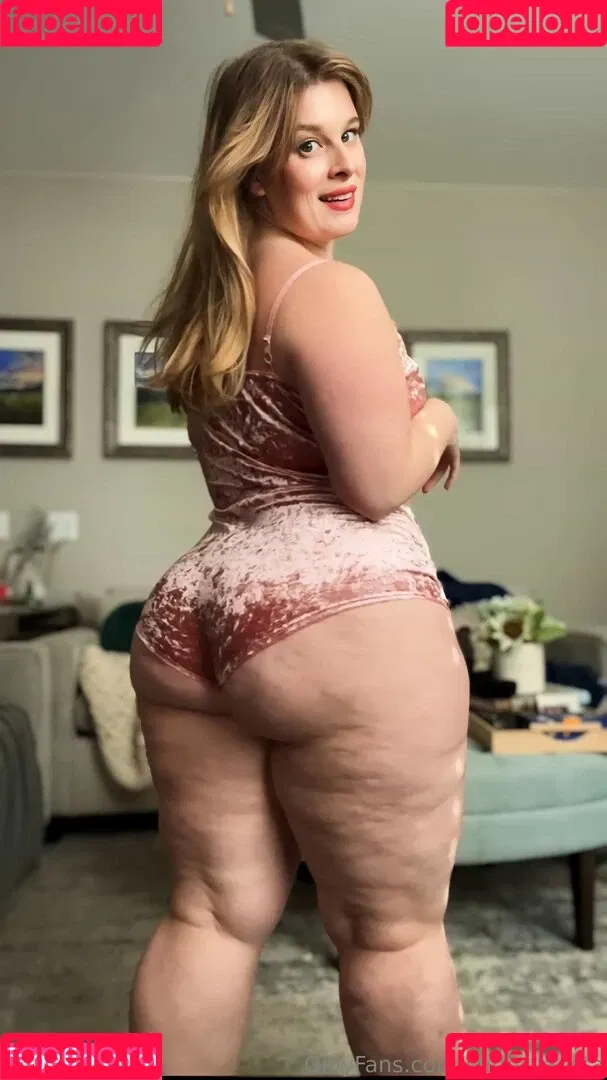 Curvy_Krysta Onlyfans Photo Gallery 