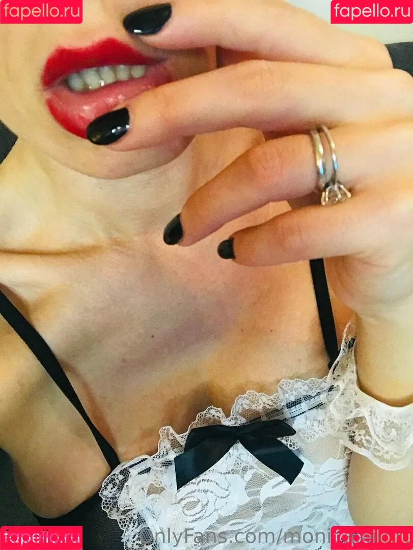 monicasaintt Onlyfans Photo Gallery 