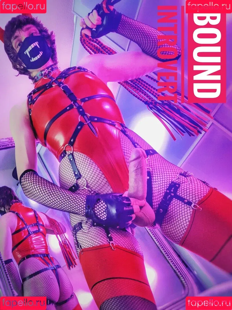 BoundIntrovert Onlyfans Photo Gallery 