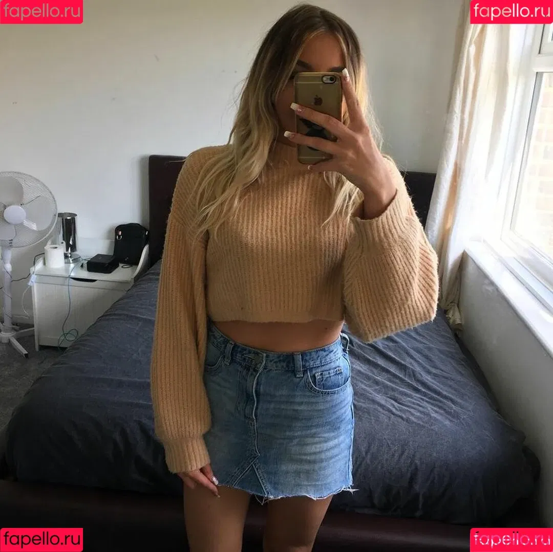 Luce M Onlyfans Photo Gallery 