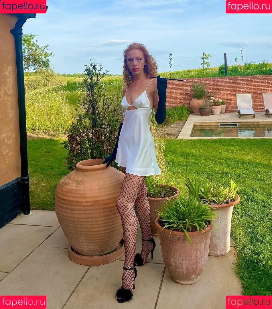 Anna Ermakova Onlyfans Photo Gallery 