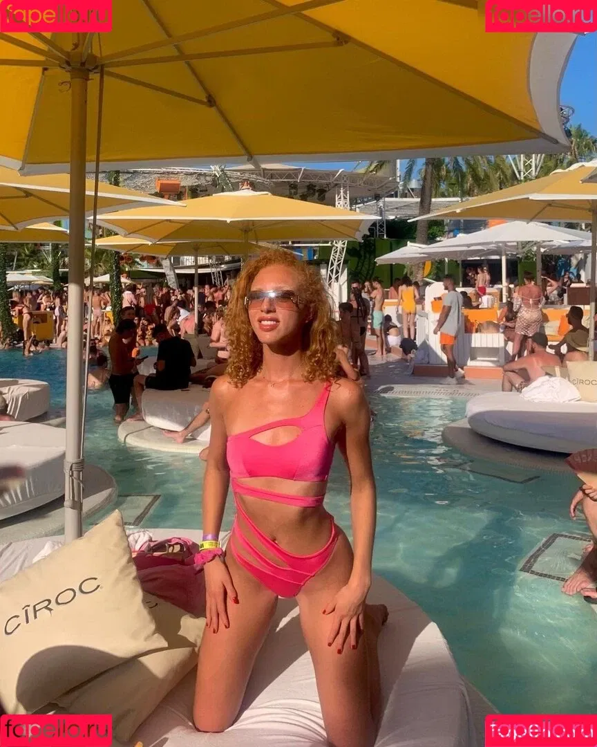 Anna Ermakova Onlyfans Photo Gallery 