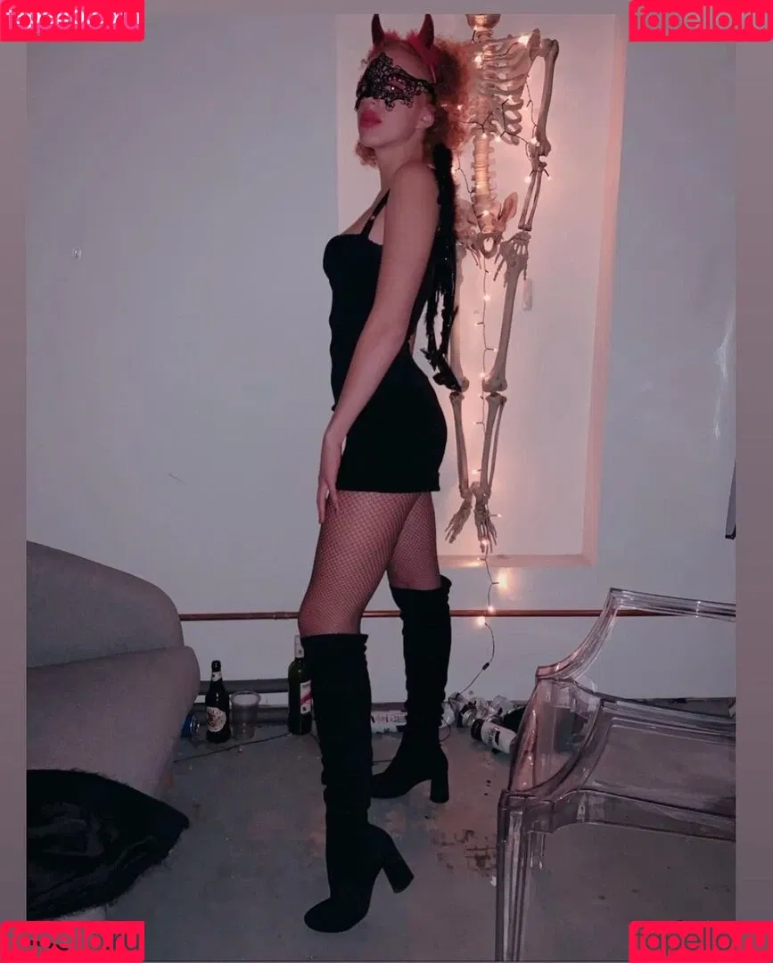 Anna Ermakova Onlyfans Photo Gallery 