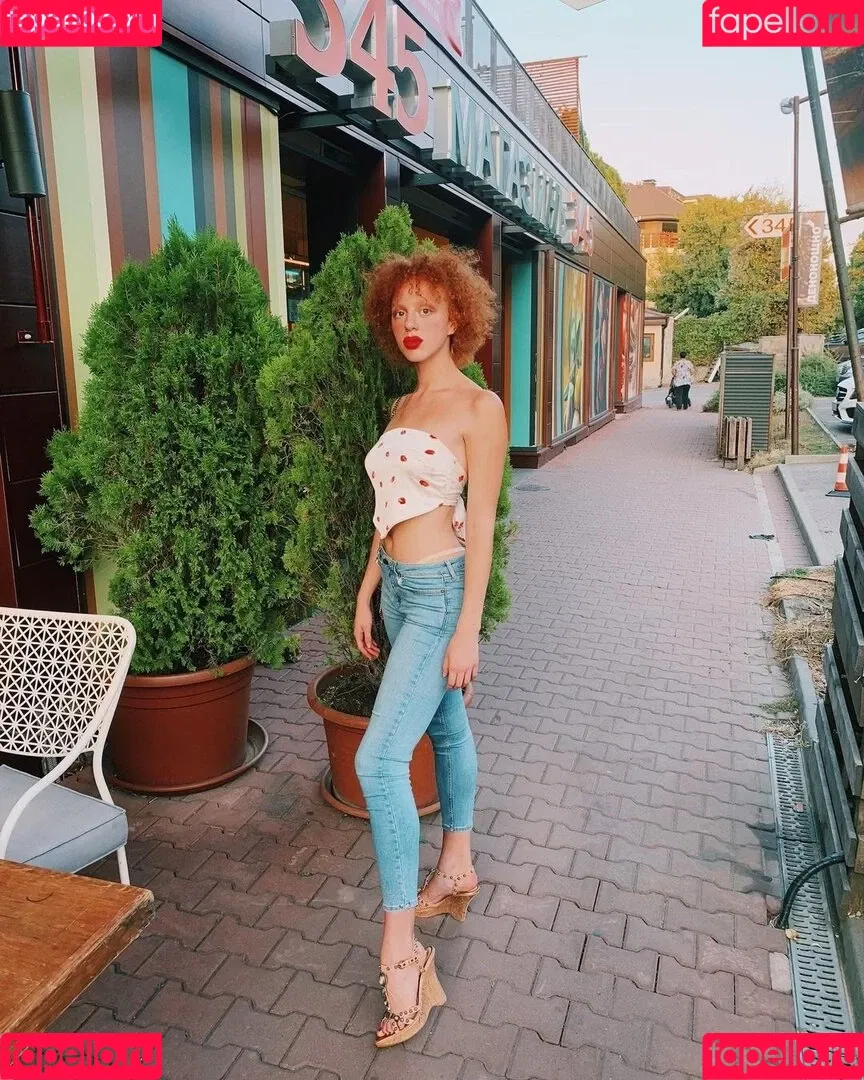 Anna Ermakova Onlyfans Photo Gallery 