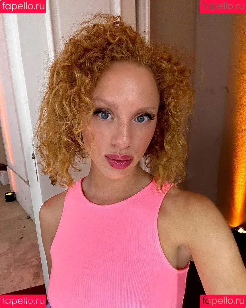 Anna Ermakova Onlyfans Photo Gallery 