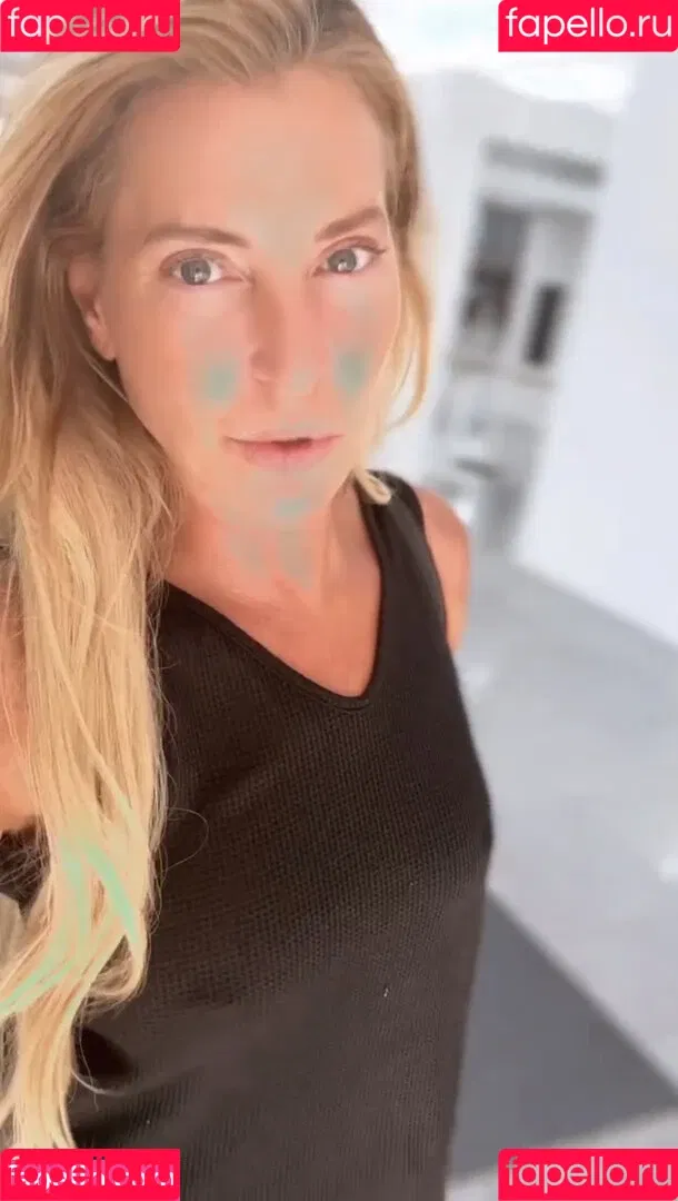 Giulia Siegel Onlyfans Photo Gallery 