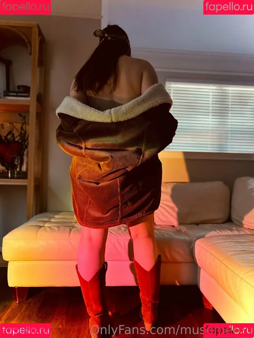 musemered Onlyfans Photo Gallery 