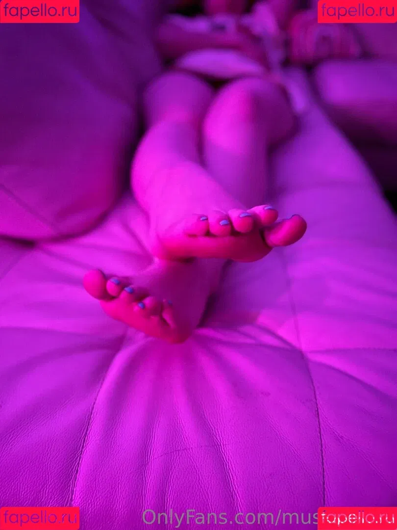 musemered Onlyfans Photo Gallery 