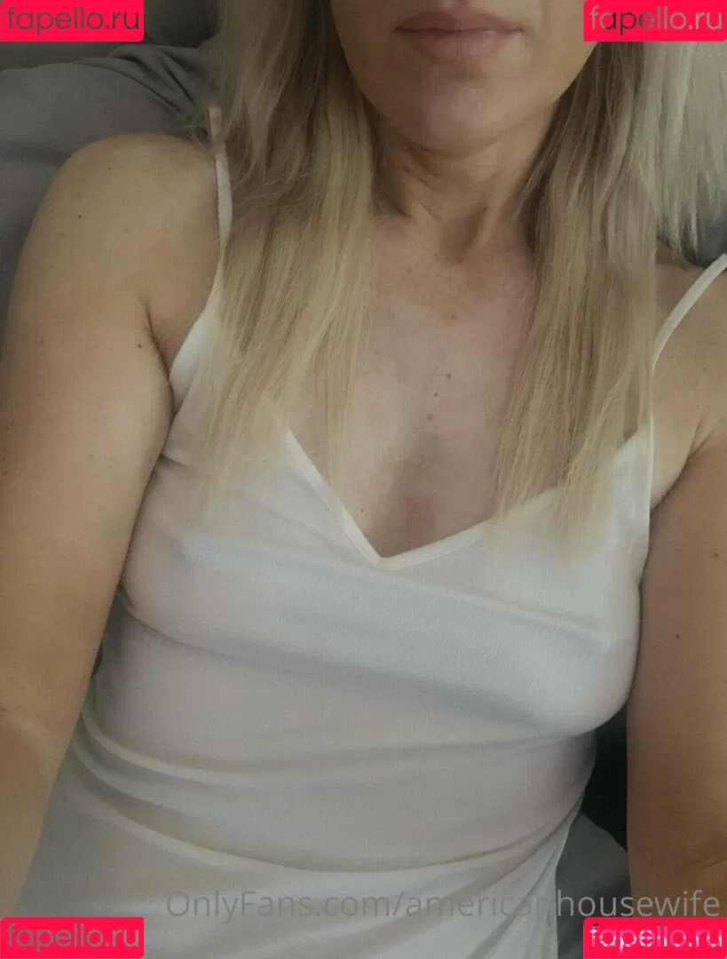 americanhousewife Onlyfans Photo Gallery 