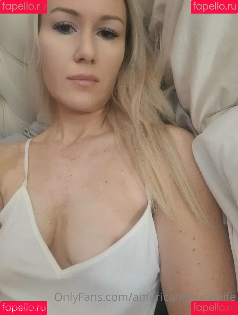 americanhousewife Onlyfans Photo Gallery 
