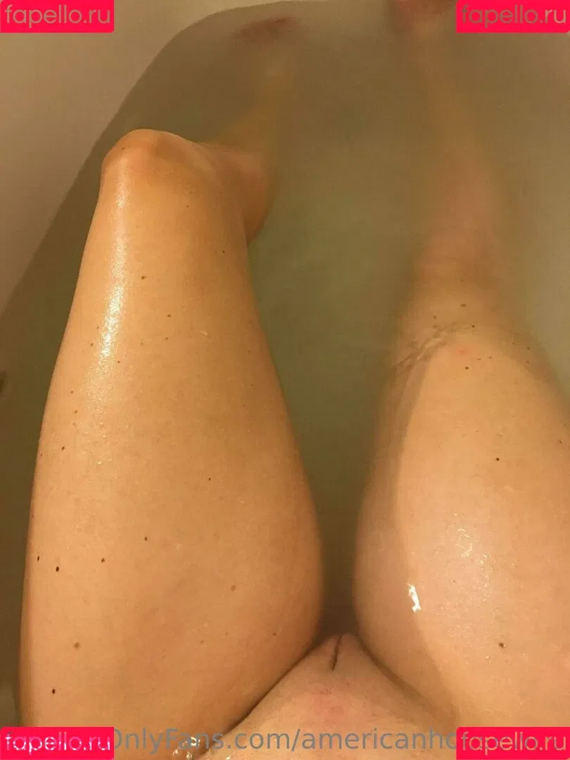 americanhousewife Onlyfans Photo Gallery 