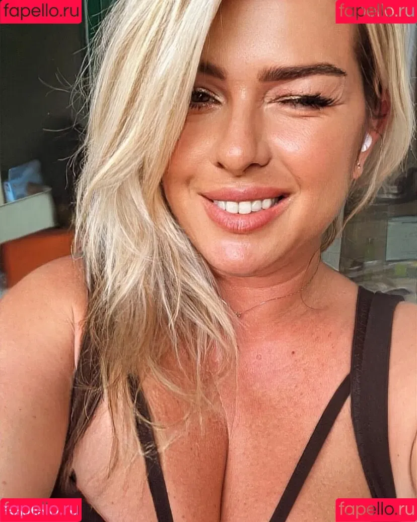 Simona Romano Onlyfans Photo Gallery 