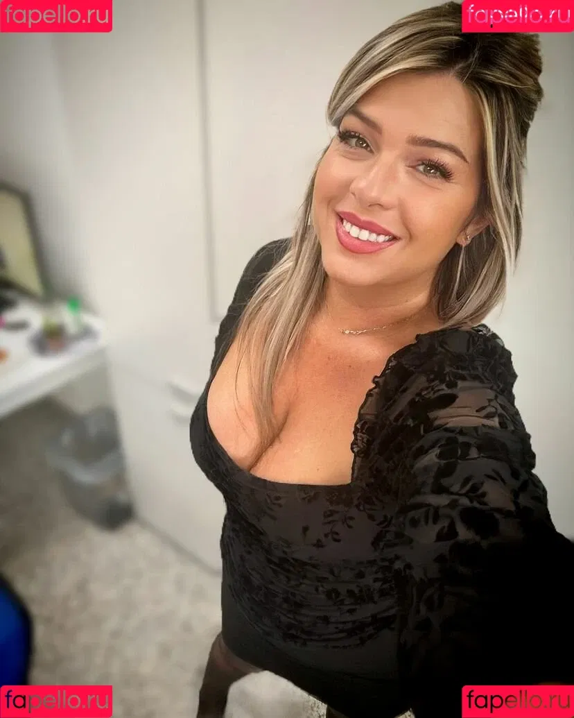Simona Romano Onlyfans Photo Gallery 
