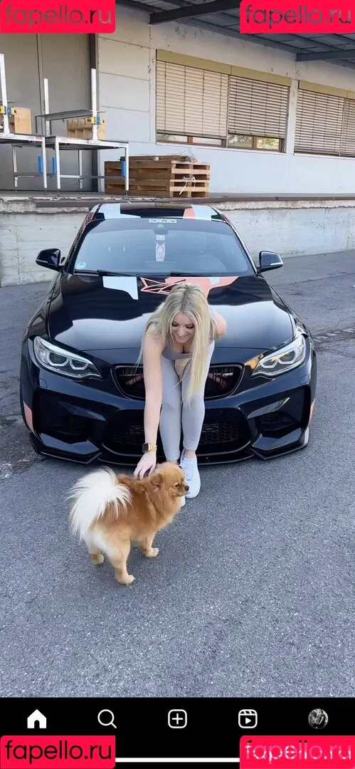 Stefanie Sutton Onlyfans Photo Gallery 