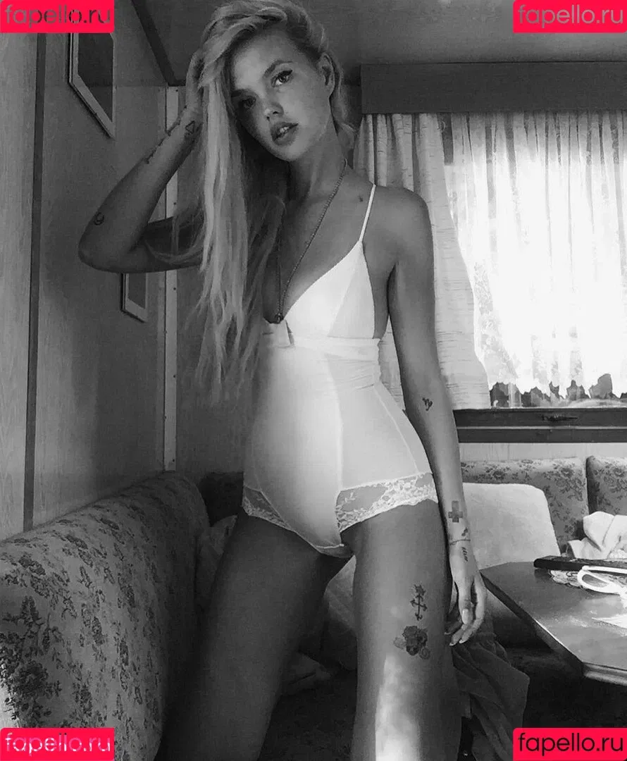 Bonnie Strange Onlyfans Photo Gallery 