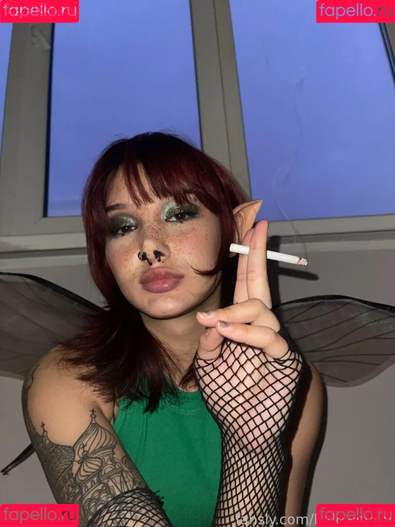 littlewetgirl Onlyfans Photo Gallery 