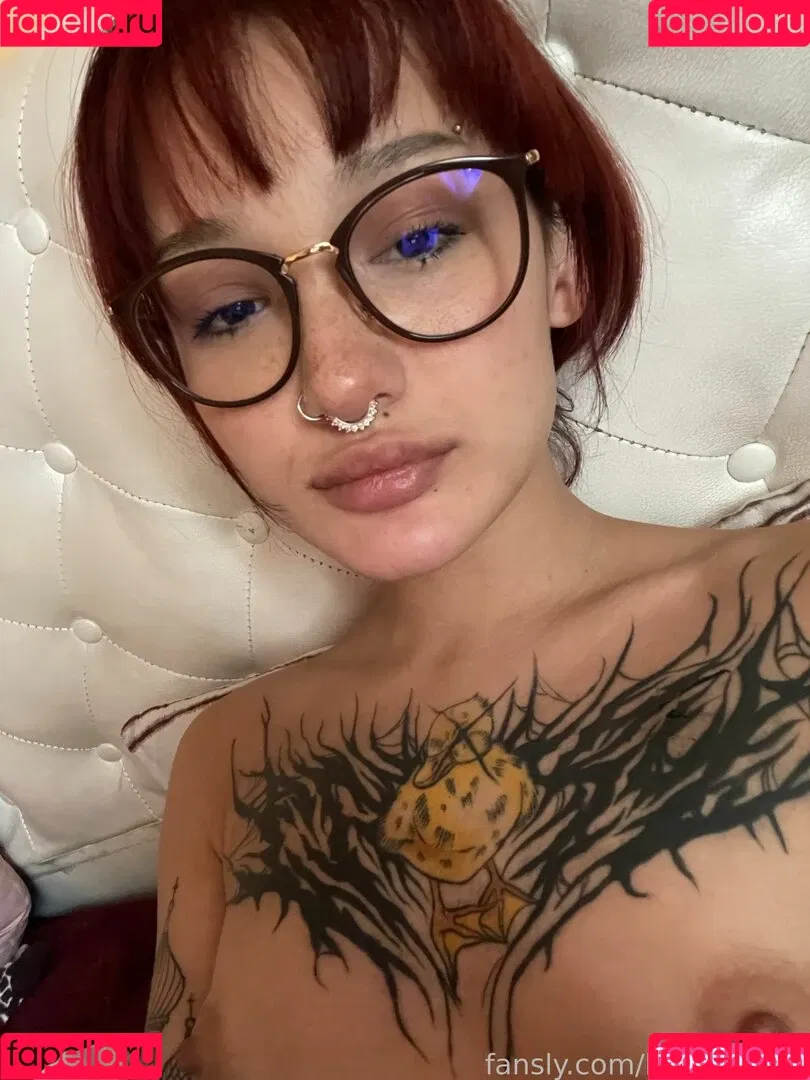 littlewetgirl Onlyfans Photo Gallery 