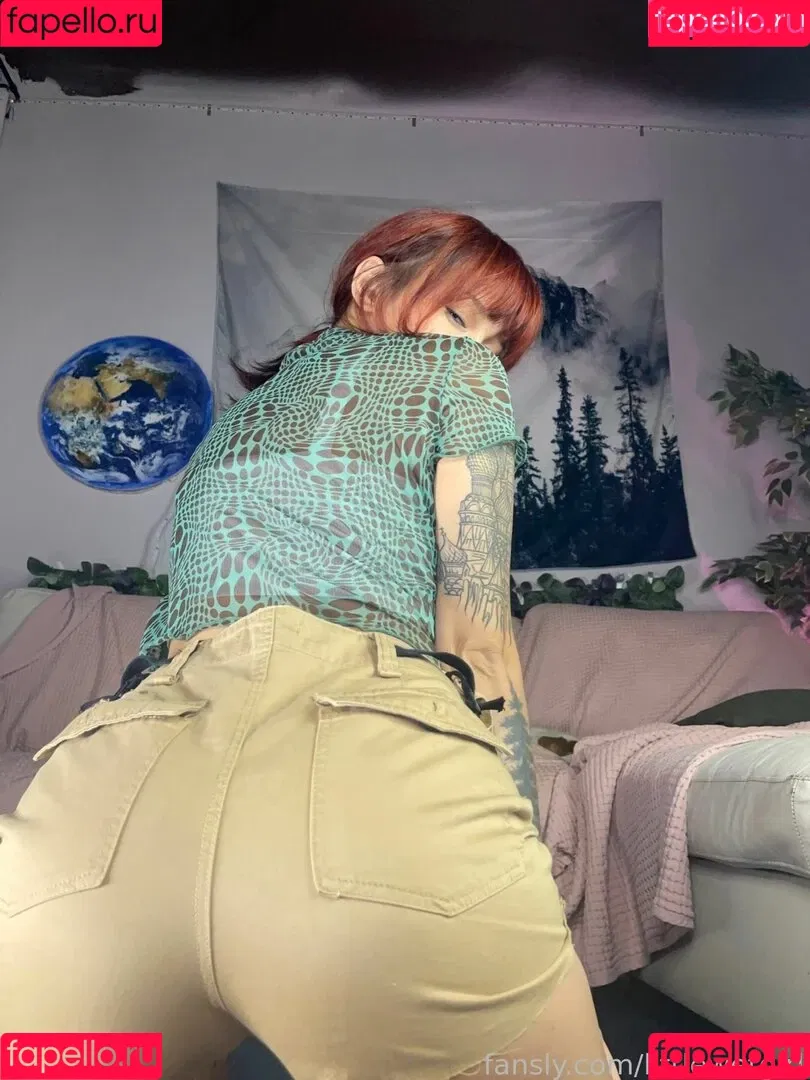 littlewetgirl Onlyfans Photo Gallery 