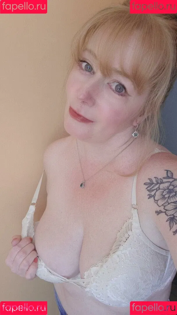 GingerCoug Onlyfans Photo Gallery 
