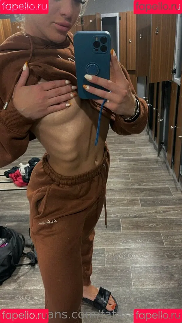 Chelsey Warnes Onlyfans Photo Gallery 