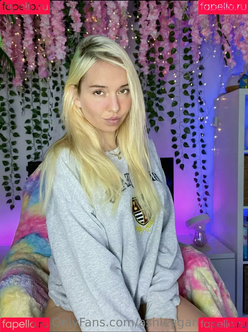 innocent_barbie Onlyfans Photo Gallery 