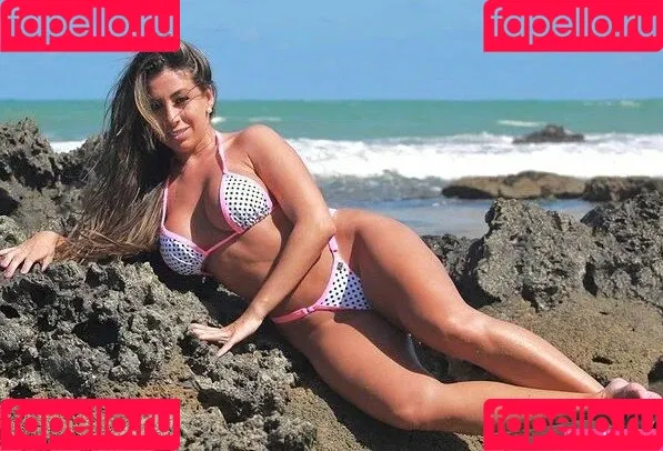 Thais Eid Onlyfans Photo Gallery 