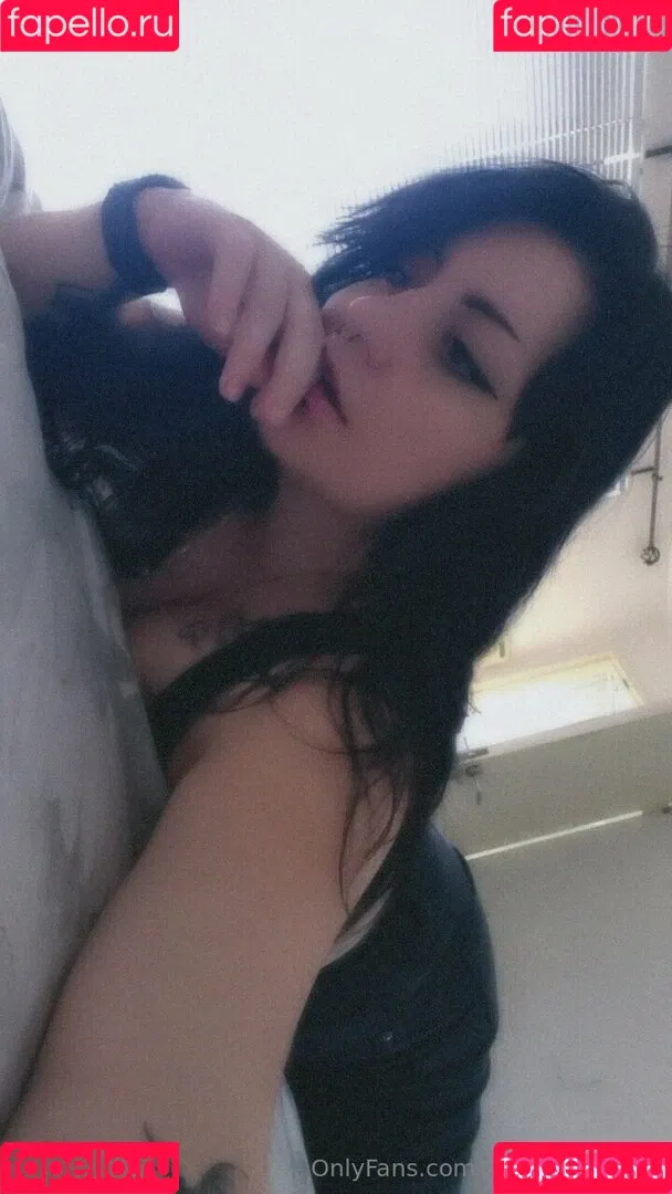 Alrighty_P3ach Onlyfans Photo Gallery 