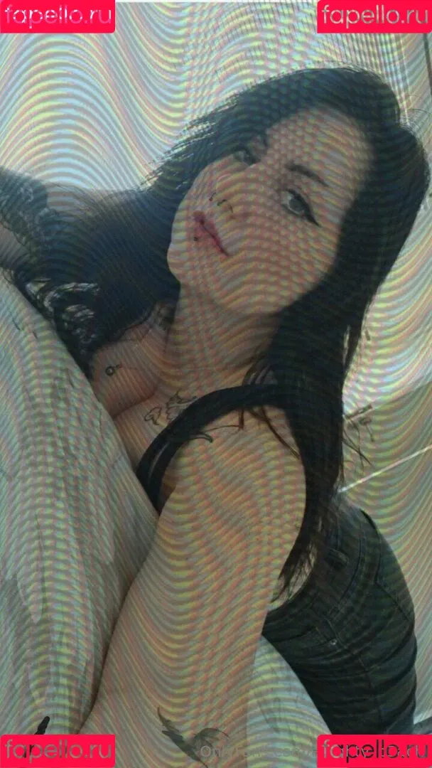 Alrighty_P3ach Onlyfans Photo Gallery 