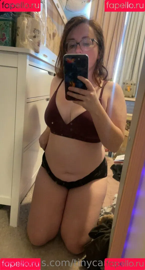 tinycarrotcake Onlyfans Photo Gallery 