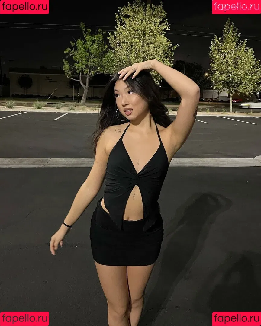 Maru Lee Onlyfans Photo Gallery 