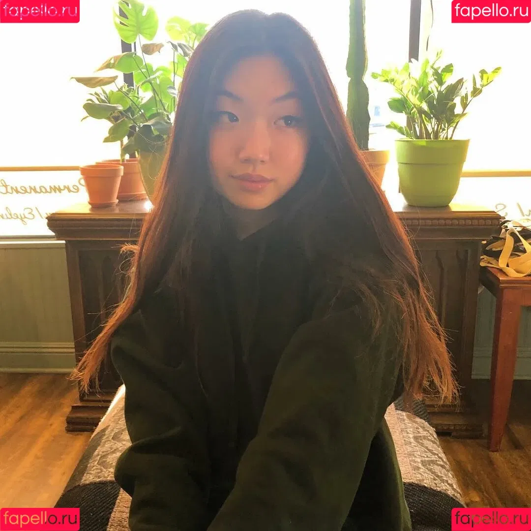 Maru Lee Onlyfans Photo Gallery 