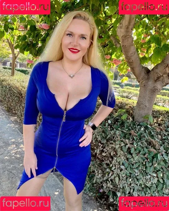 Dolly Fox Onlyfans Photo Gallery 