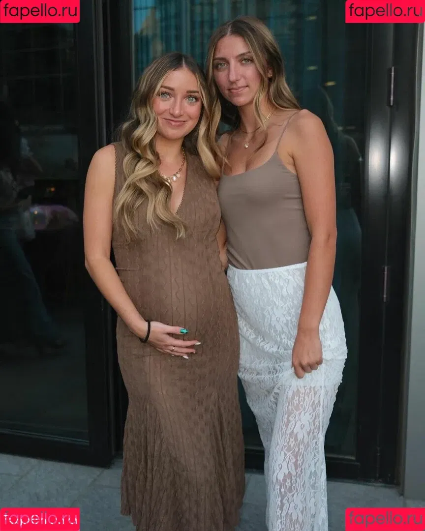 Brooklyn And Bailey Onlyfans Photo Gallery 