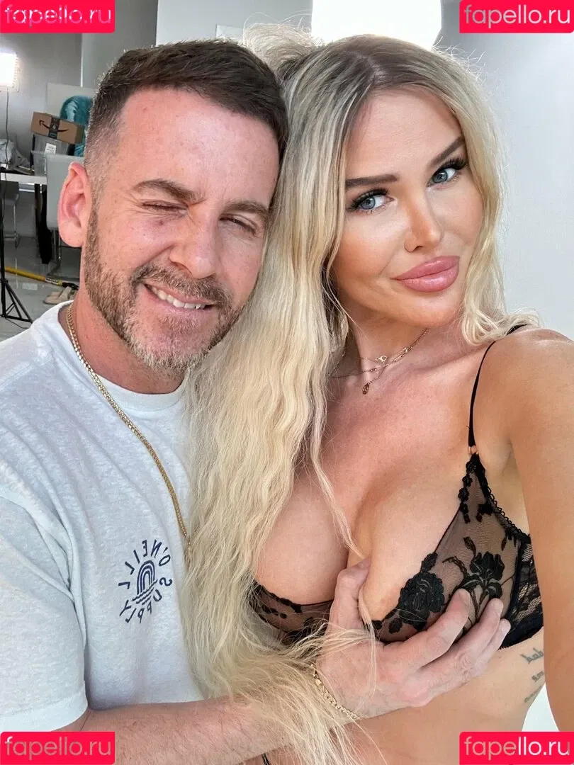 Elisa Bethann Onlyfans Photo Gallery 