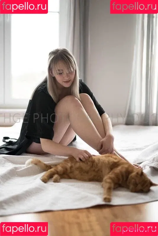 Madelinebiene Onlyfans Photo Gallery 