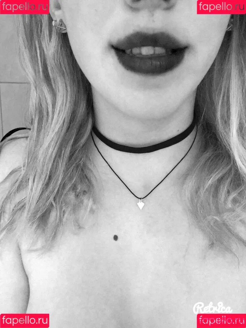 Madelinebiene Onlyfans Photo Gallery 