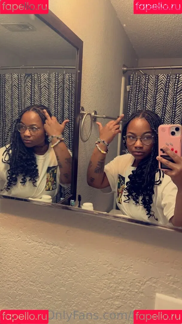 tati_jpeg Onlyfans Photo Gallery 