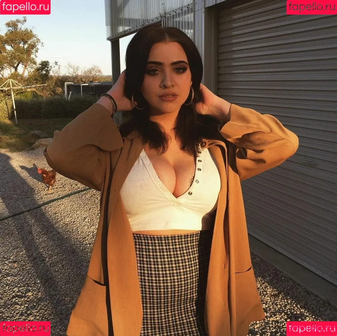 Elouise Onlyfans Photo Gallery 