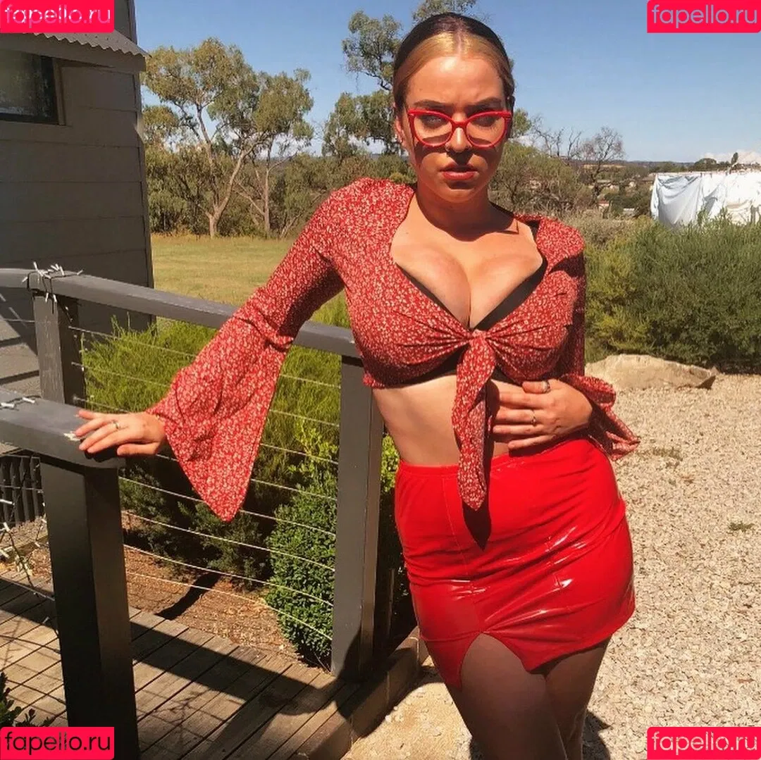 Elouise Onlyfans Photo Gallery 
