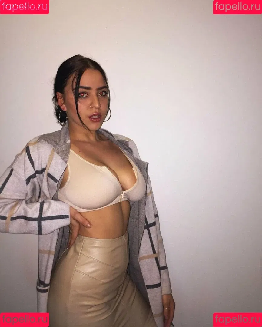 Elouise Onlyfans Photo Gallery 