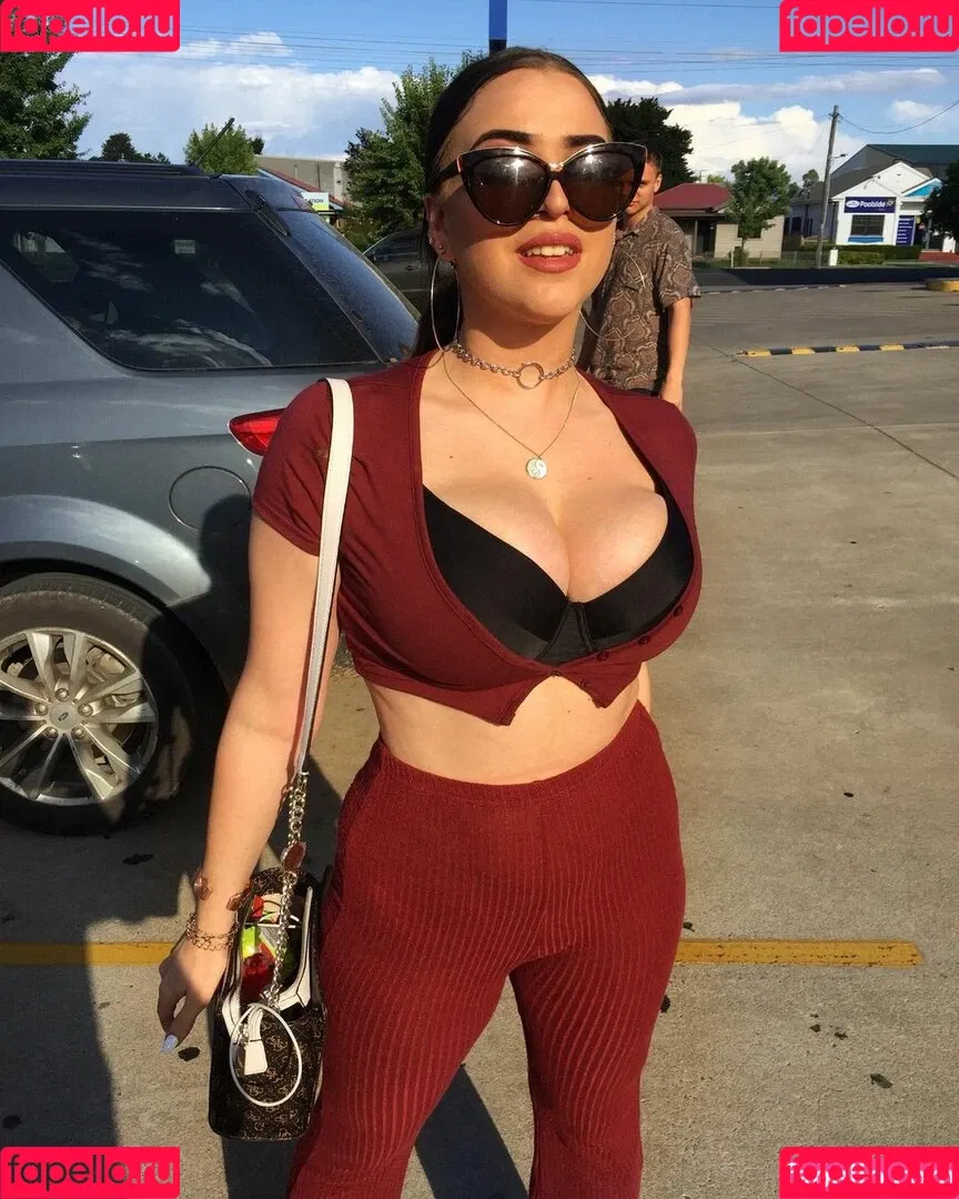 Elouise Onlyfans Photo Gallery 