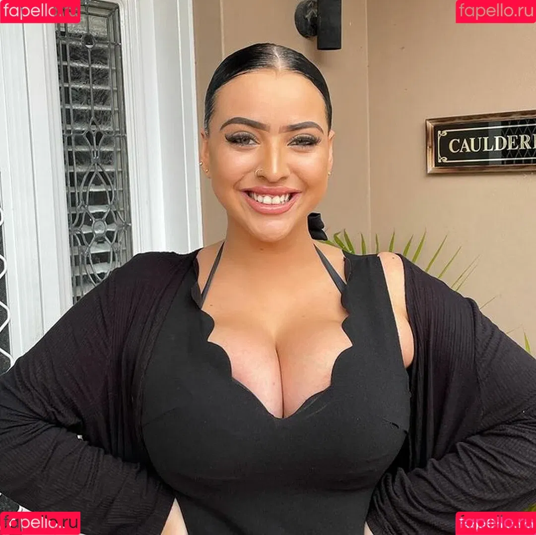 Elouise Onlyfans Photo Gallery 