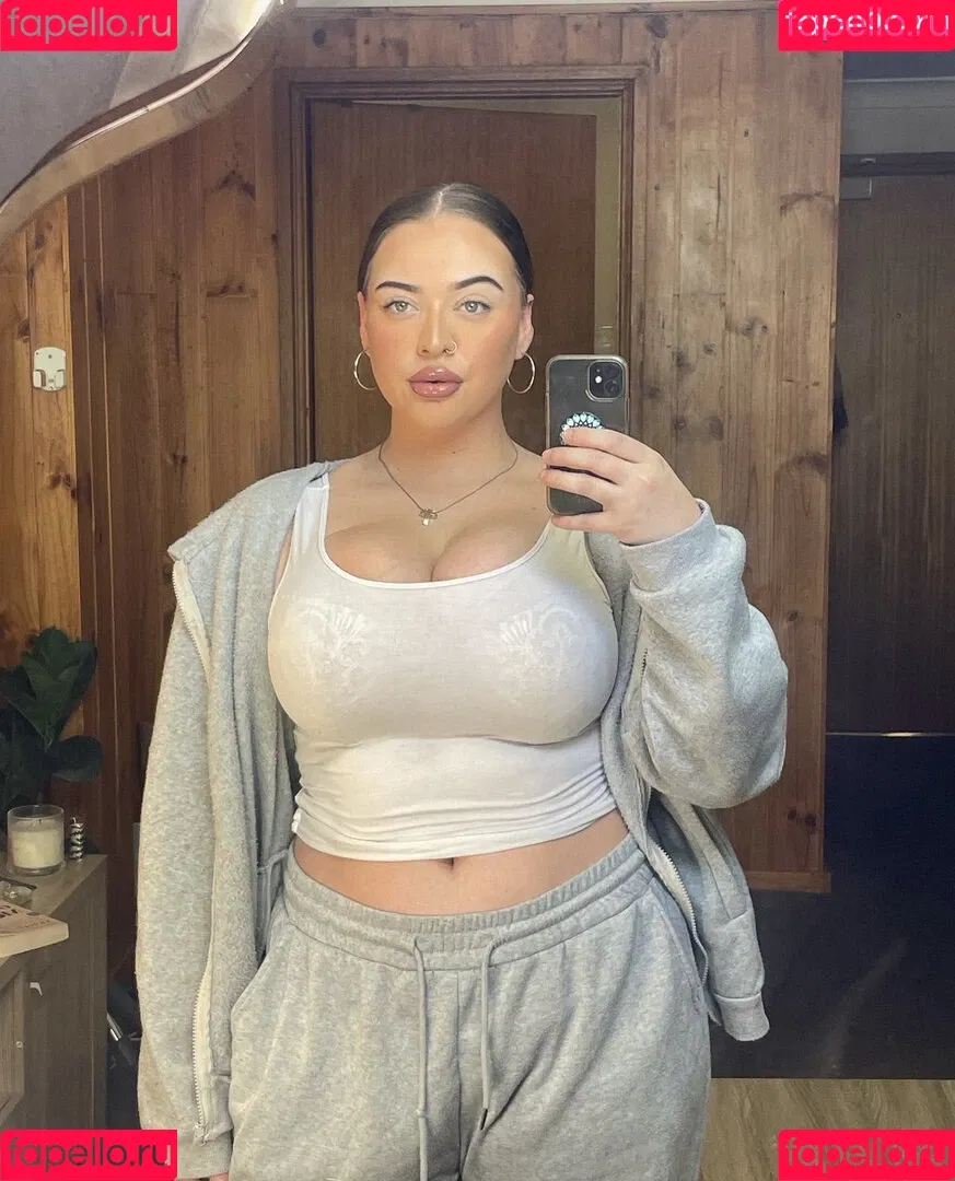 Elouise Onlyfans Photo Gallery 