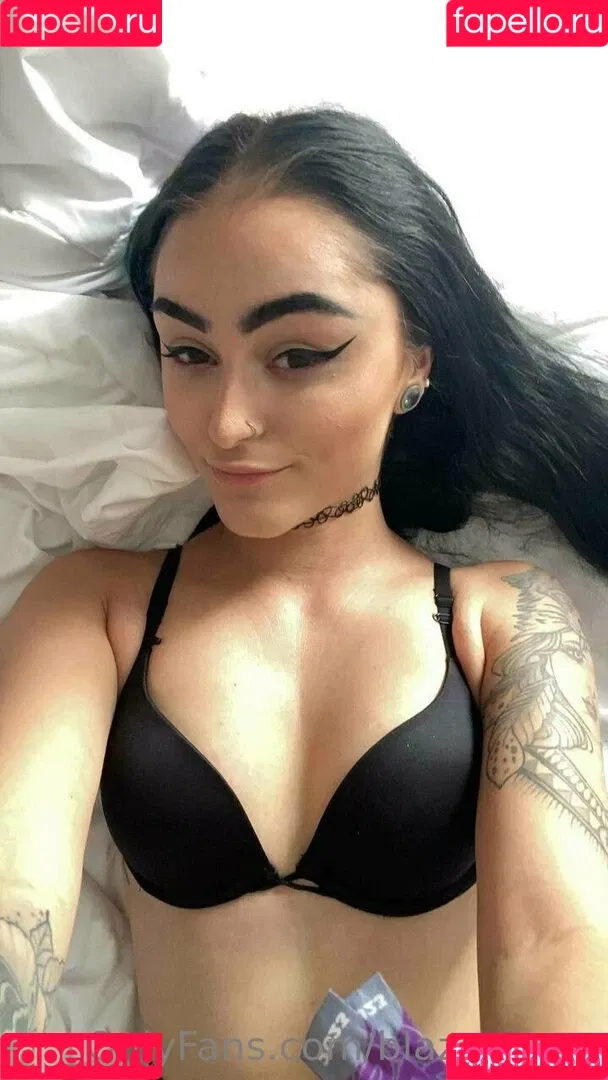 blazeyxoxo Onlyfans Photo Gallery 